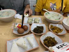 -三米粥铺(中春路店)
