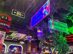 -路边边地标烧烤·川菜·小龙虾·音乐酒馆(良乡长虹店)