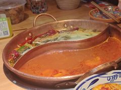 -洱火云南酸菜牛肉火锅(石景山当代商城店)