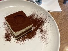-必胜客(新中纬店)