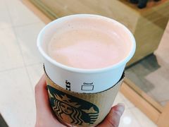 遇见你草莓拿铁-星巴克(北京王府井店)