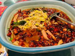 毛血旺-海派美食·家宴海鲜青岛菜·石锅鲽鱼头(东方城店)