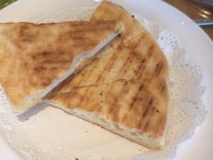 -严记小天府酸菜鱼(西四路店)