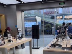 -DJI大疆(深圳华强北曼哈授权体验店)