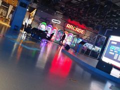 -世代星球·保龄球·镭战真人CS·团建(杨浦店)