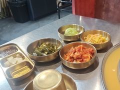 -釜山火炉·海鲜烤肉(紫藤路店)