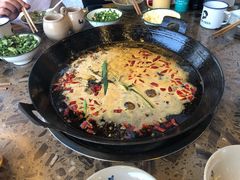 -周幺妹重庆老火锅(银泰城总店)