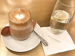拿铁咖啡-PAUL LAFAYET 法式甜品(港汇广场店)