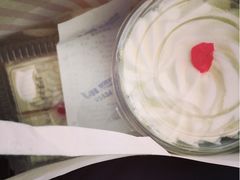 -红宝石·鲜奶小方·海派西点房(南丹店)