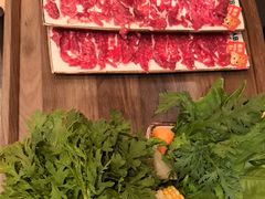 -牛人日志·鲜牛肉骨汤火锅(万科里瑧店)