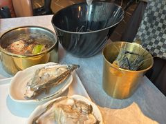 -雍容荟帝王蟹活龙虾展台自助(IFS黑金店)