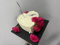 -山与蓝·轻糖鲜果蛋糕(勒泰店)