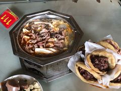 -闫家驴肉老店(华电一校店)