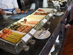 自助取餐区-汇泉王朝大饭店-旋转餐厅(南海路店)