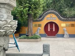 -龙华寺