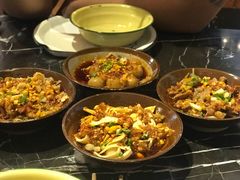 脆脆黄喉-巴四老城区炭火蛙锅(张江店)