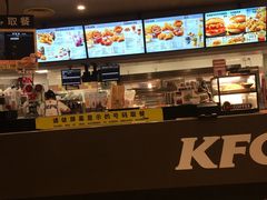 -肯德基(汤逊湖店)