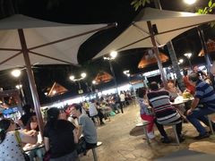 -纽顿熟食中心