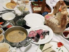 -红鼎豆捞·非遗鲍皇汤火锅(宝丰路店)