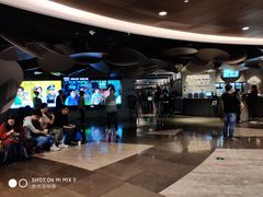 等候区-百美汇影城(LUXE嘉里中心店)