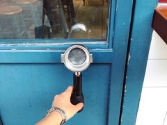 门面-Be Lived Cafe比例咖啡(摩天轮店)