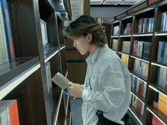 -新华书店(新街口旗舰店)