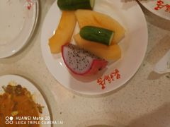 -泉福居酱骨头自助广场(南大街商业步行街店)