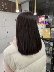 -镁连社·美联社