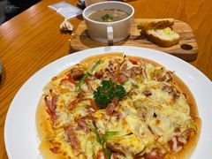 烤香肠披萨-魏斯理汉堡(西安沣东吾悦店)