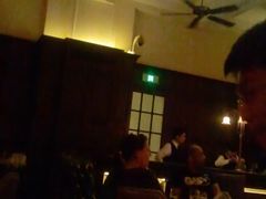 2011-10-02&nbsp;22.54.11-LONG BAR 廊吧(外滩华尔道夫酒店)