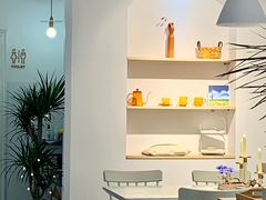 -露露家咖啡店