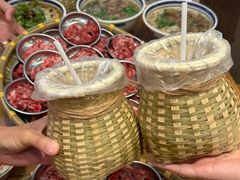 -云阿蛮云南生烫牛肉米线(奉贤路店)