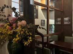 -Cuc Gach Quan Restaurant