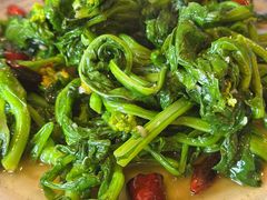 -老鼎万春卤菜(五代传承创始老店)