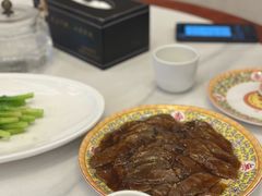 -鸿宾楼(展览馆路店)
