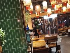 -琥珀老六龙虾(四里河店)