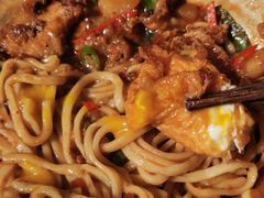 -方铲铲·成都板凳面(滨江银泰店)