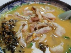 招牌黄鱼面-明呈黄鱼面馆(斜土路店)
