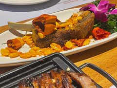 -暹罗酒肆泰餐厅酒吧