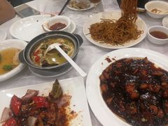 -老人和饭店(淮海中路店)