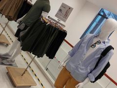 -优衣库(上海金桥国际商业广场店)