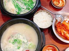 长寿雪浓汤-神仙雪浓汤(明洞店)