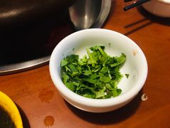 -洞庭洲·防空洞火锅·烧烤·铜锅涮肉(新百广场店)