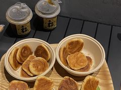 -天井·丑面包搭咖啡