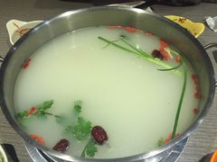 -龙记斑鱼火锅鲜切牛肉自助(红山路店)