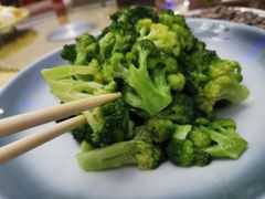 清炒西兰花-伊源鼎盛餐饮服务有限公司