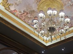 -秘密旅行Bonjour(黑金冠 江南西店)