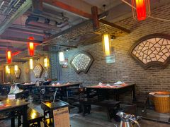 大堂-月满大江经典火锅(任城路店)