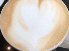 -上海滴水湖皇冠假日酒店