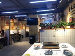-锦州老勾烧烤(八一小区店)
